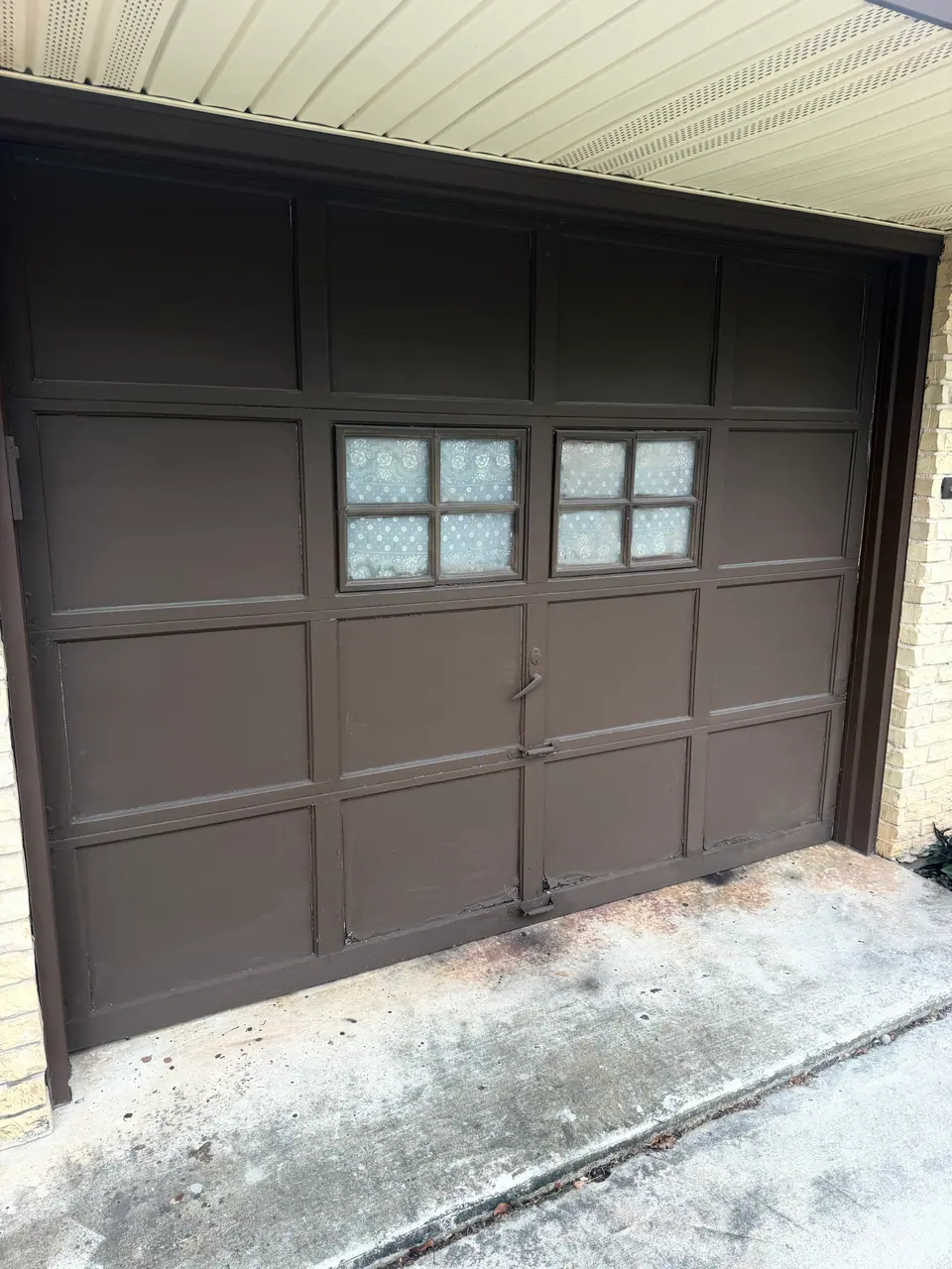 Extension spring project on a garage door in Converse